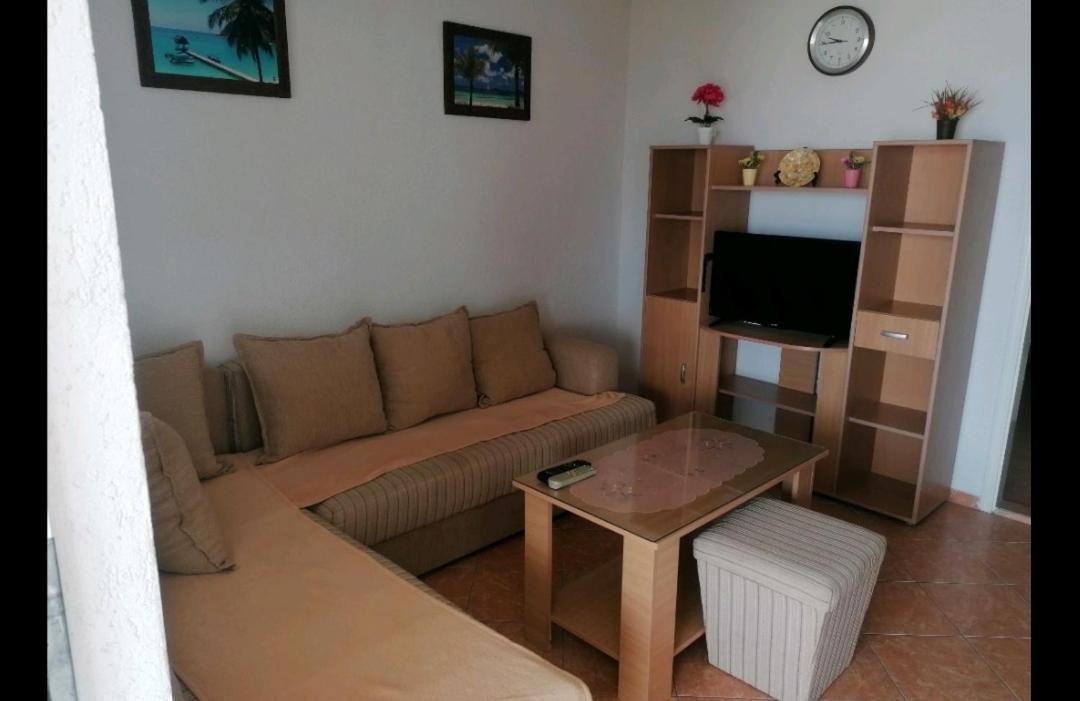 אוטייהא Apartmani Ljubica מראה חיצוני תמונה
