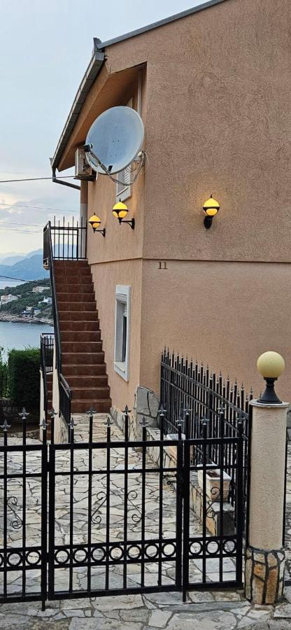 אוטייהא Apartmani Ljubica מראה חיצוני תמונה