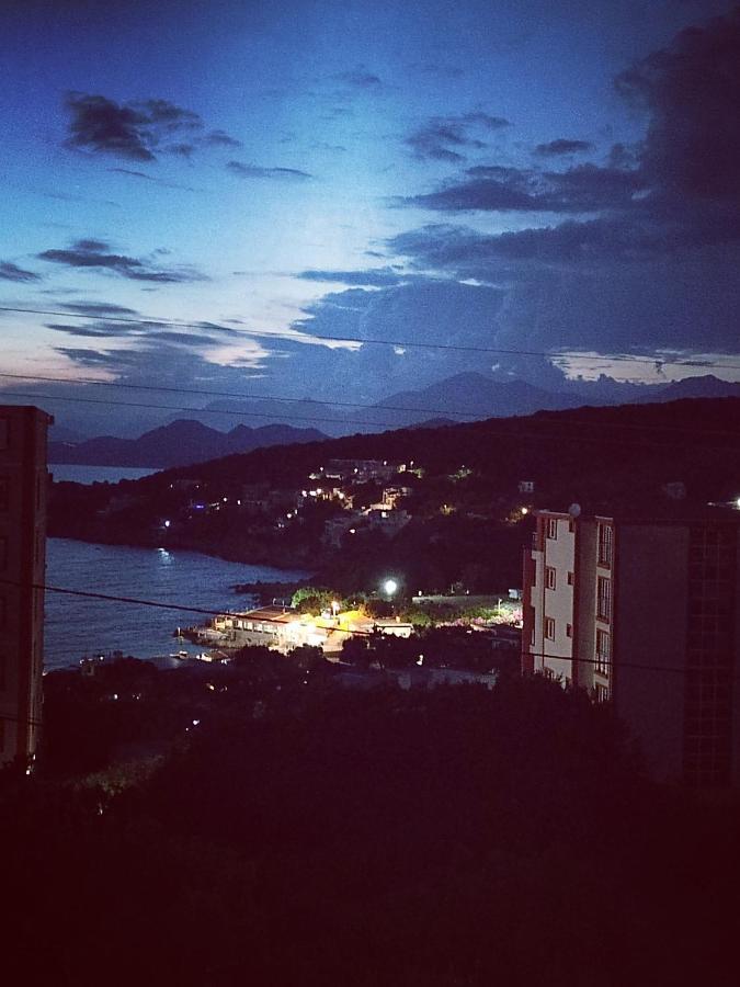 אוטייהא Apartmani Ljubica מראה חיצוני תמונה