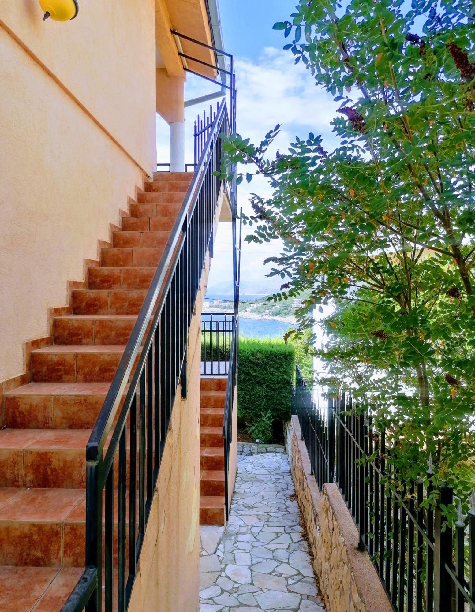 אוטייהא Apartmani Ljubica מראה חיצוני תמונה