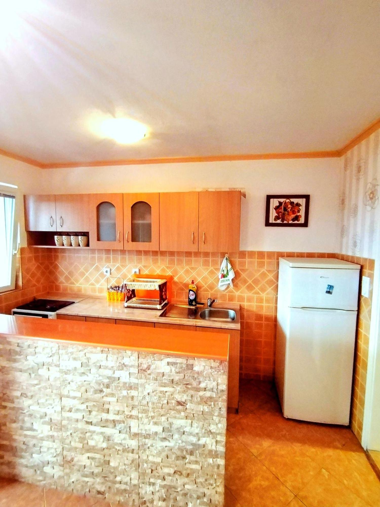 אוטייהא Apartmani Ljubica מראה חיצוני תמונה