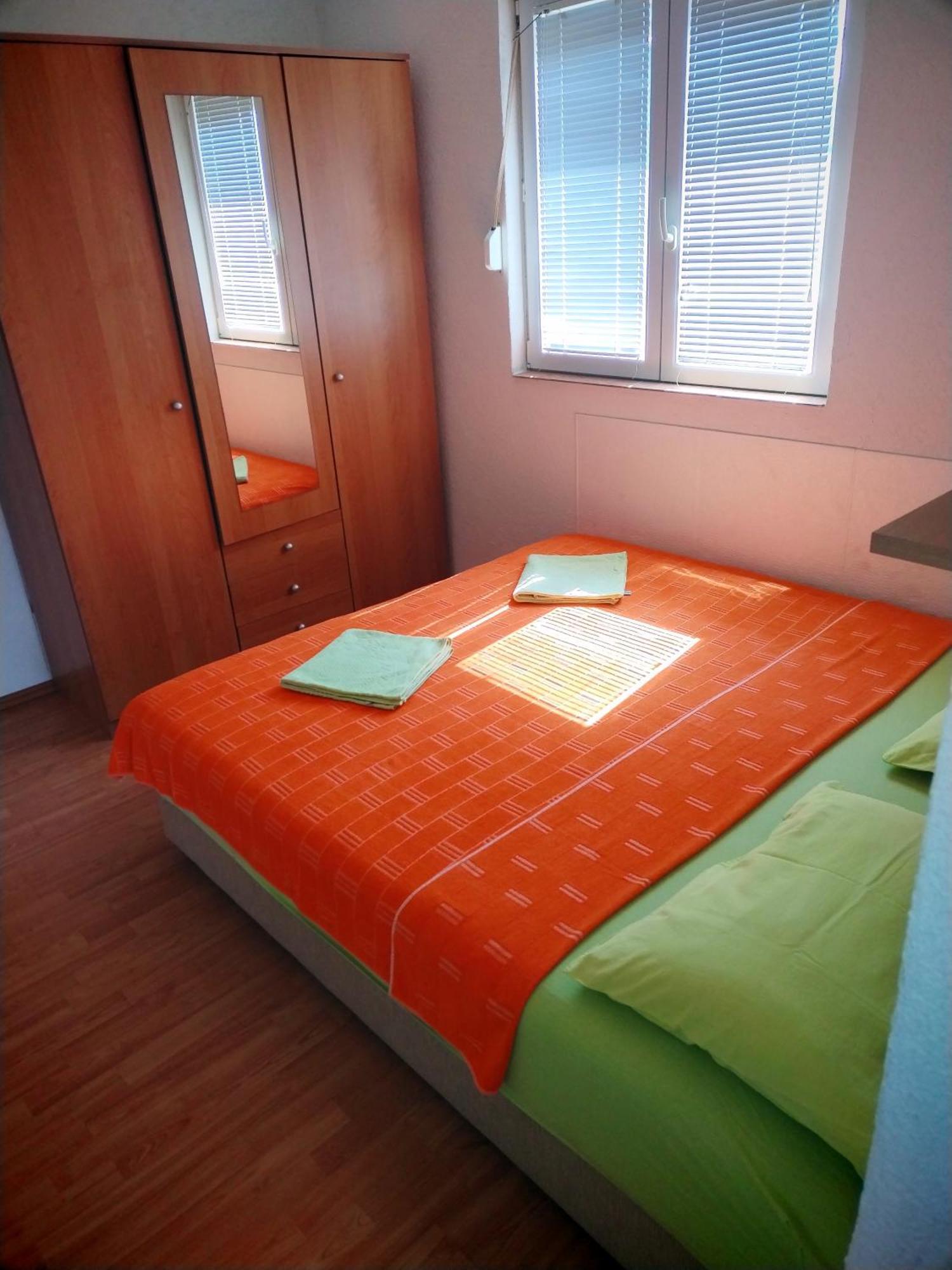 אוטייהא Apartmani Ljubica מראה חיצוני תמונה